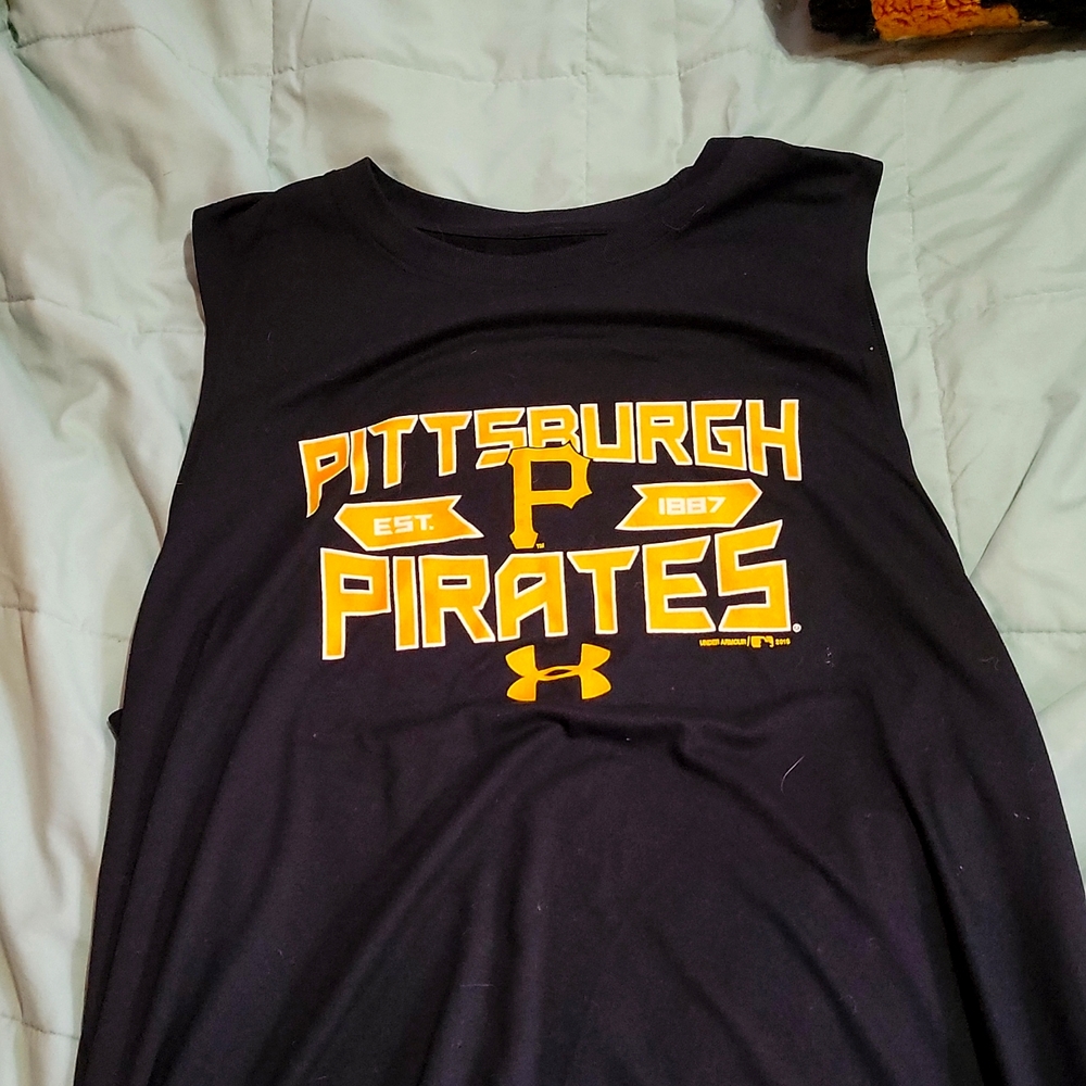 Pittsburgh Pirates Under Armour Sleeveless Shirt Size L